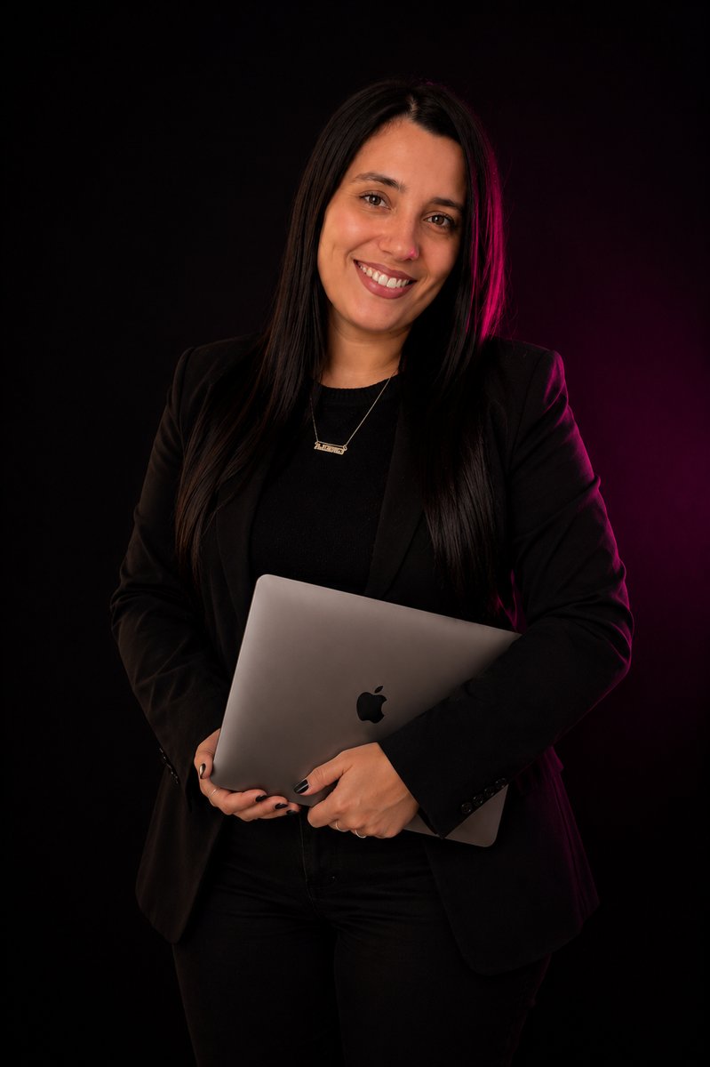 Cami, fundadora de BRAVAS Academia
